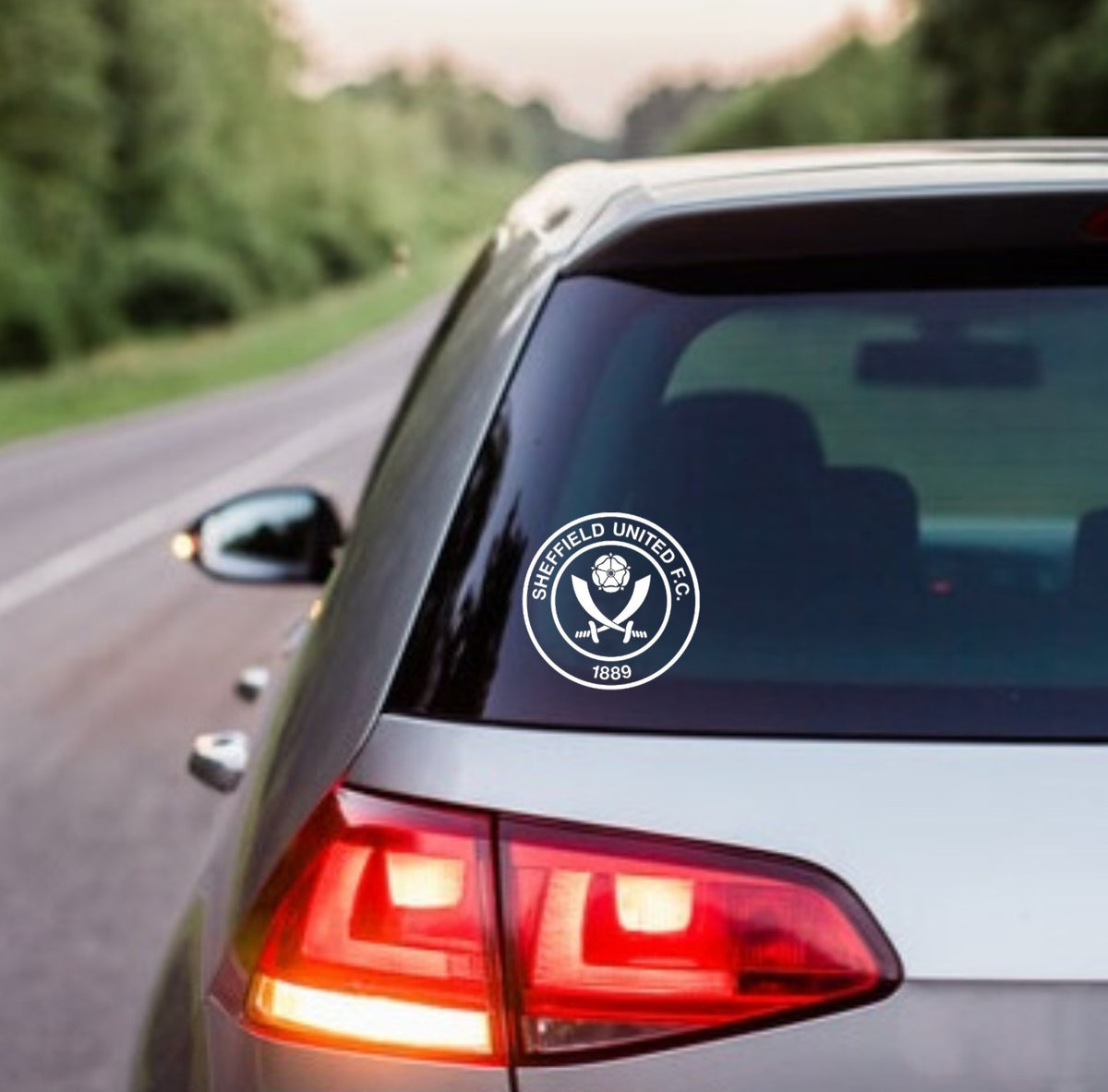 SUFC Badge White